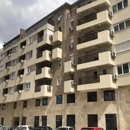 M&m Cozy Apartment-free Parking Апартаменты
