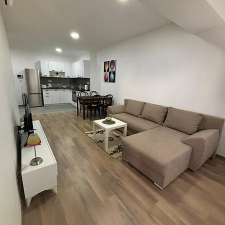 M&m Cozy Apartment-free Parking Апартаменты Скопье