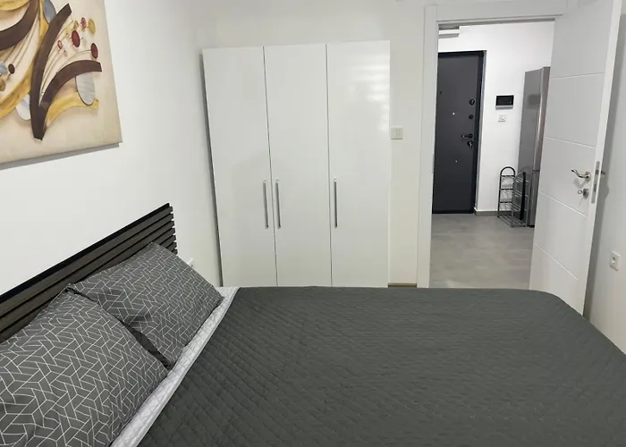 M&m Cozy-free Parking-self Check-in Skopje