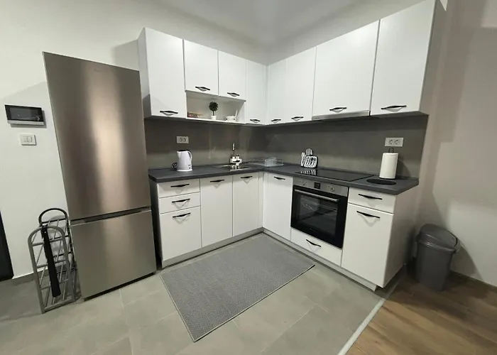 M&m Cozy-free Parking-self Check-in Apartment