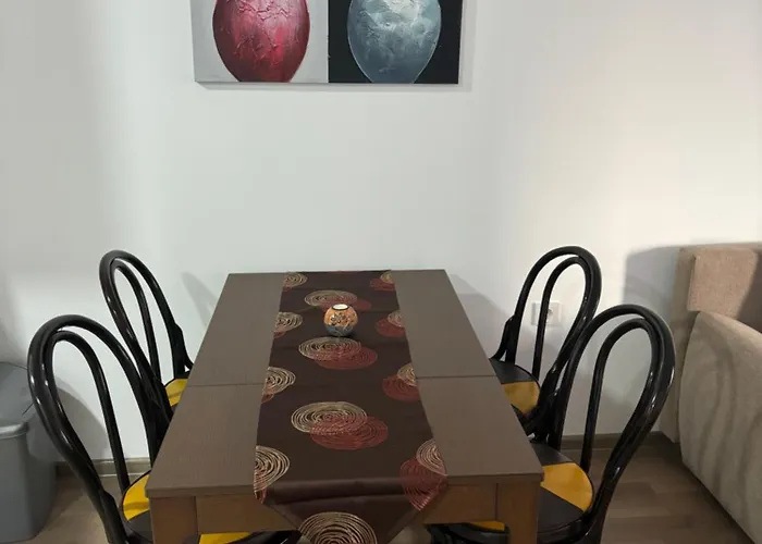 M&m Cozy-free Parking-self Check-in *