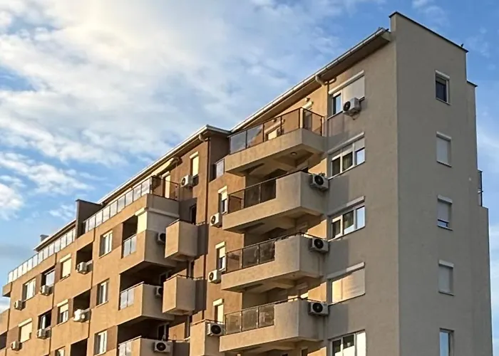 M&m Cozy-free Parking-self Check-in *